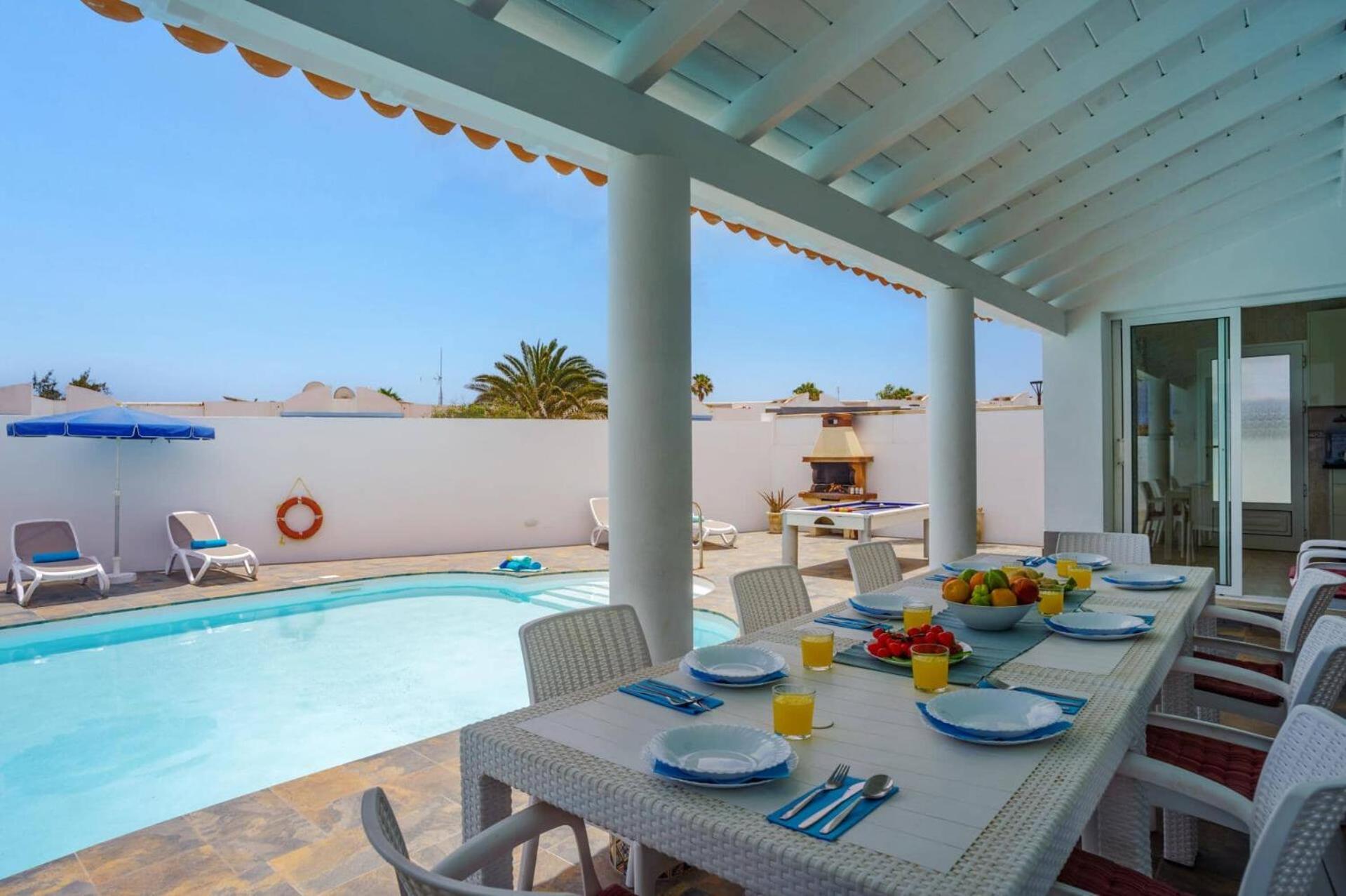 Villa Esmeralda By Villa Plus كوراليهو المظهر الخارجي الصورة